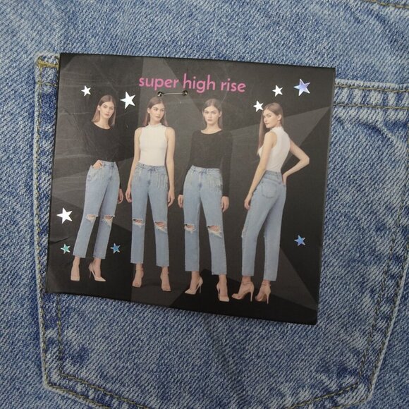 Rhinestone Trim Jeans Simple Society Size 7 Blue Distressed Denim Cropped - Picture 7 of 10